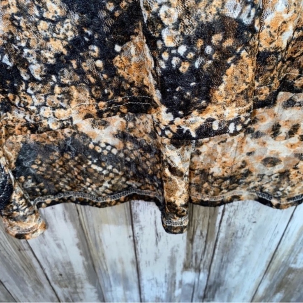 Free People Out For The Night Snake Print Sheer Blouse Oversized Boho Revolve XS - Picture 6 of 13